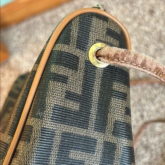 Fendi Crossbody Bag with COA - Picture 10 of 16